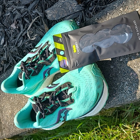 Saucony Triumph 19 W size 7 - Picture 13 of 14